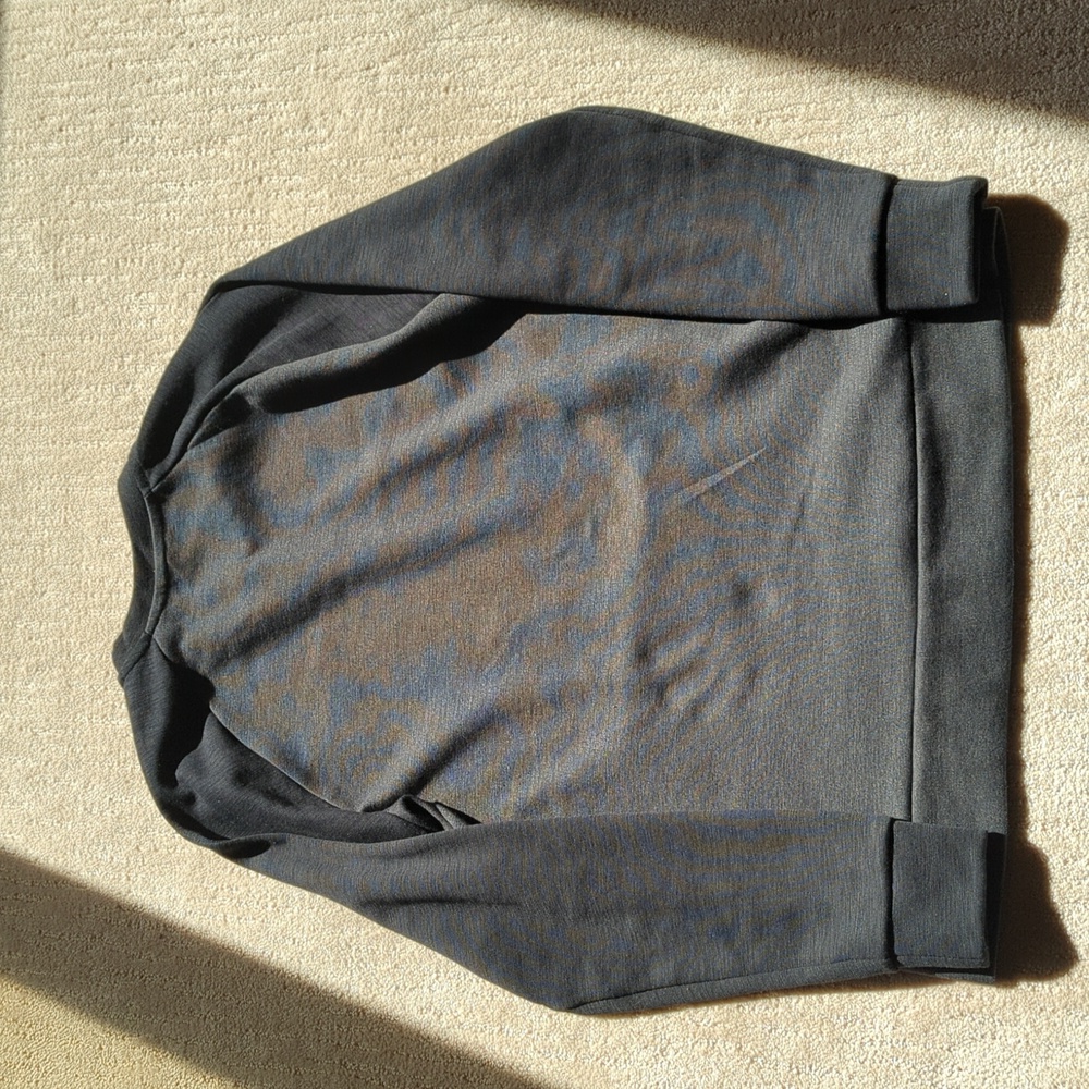 Nike Premium Sweatshirt - Picture 2 of 2